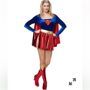 Adult Supergirl Costume DC Comics Large ONLY WORN ONCE